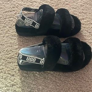 UGG Fluff Yeah slide in black size 7